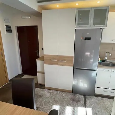 아파트 Milmari Lux H-1 카파오닉